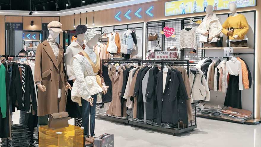 Clothing store rack 83